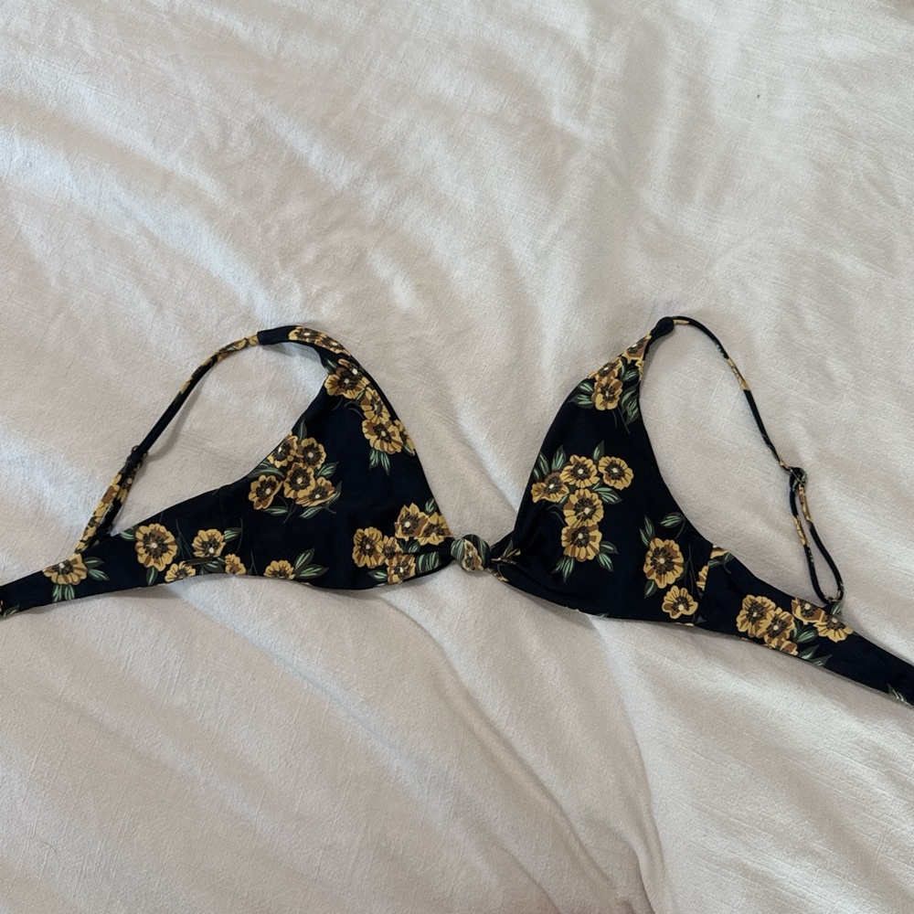 O'Neill Black and Yellow Floral Bikini Top